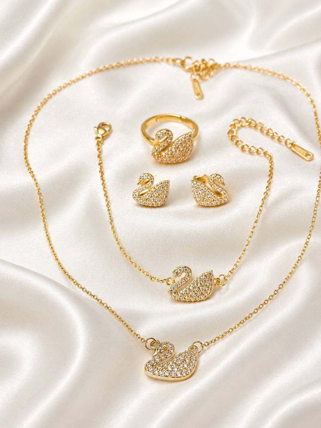 Parure Flamingo 4 Pièces en Acier Inoxydable - طقم البجعة